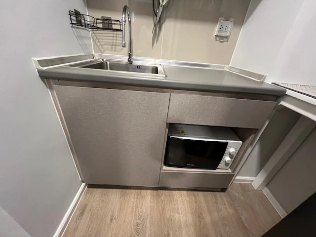 ให้เช่า Kave TU ชั้น 7 วิวสระ แต่งครบ หิ้วกระเป๋าใบเดียวมาเลยจ้า ห้ามพลาด