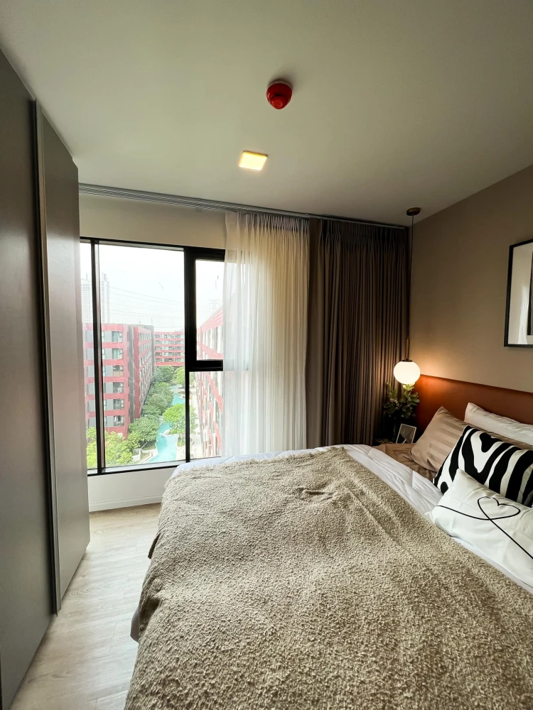 Kave TU condo for rent, 8th floor, pool view, fully furnished. Book now, don't miss out!