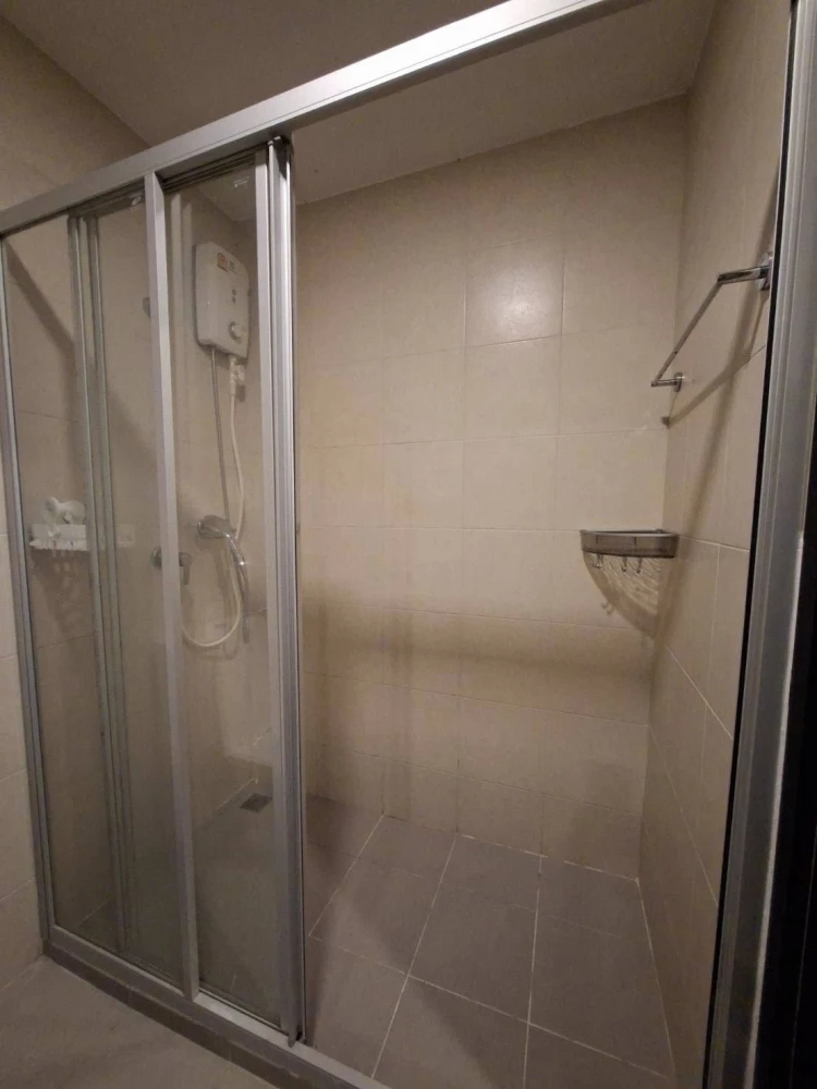 ให้เช่า Kensington Laemchabang - Sriracha ห้องกั้นแยกเป็นสัดส่วน เฟอร์ เครื่องใช้ไฟฟ้าครบ ไม่จองแล้วจะเสียดาย