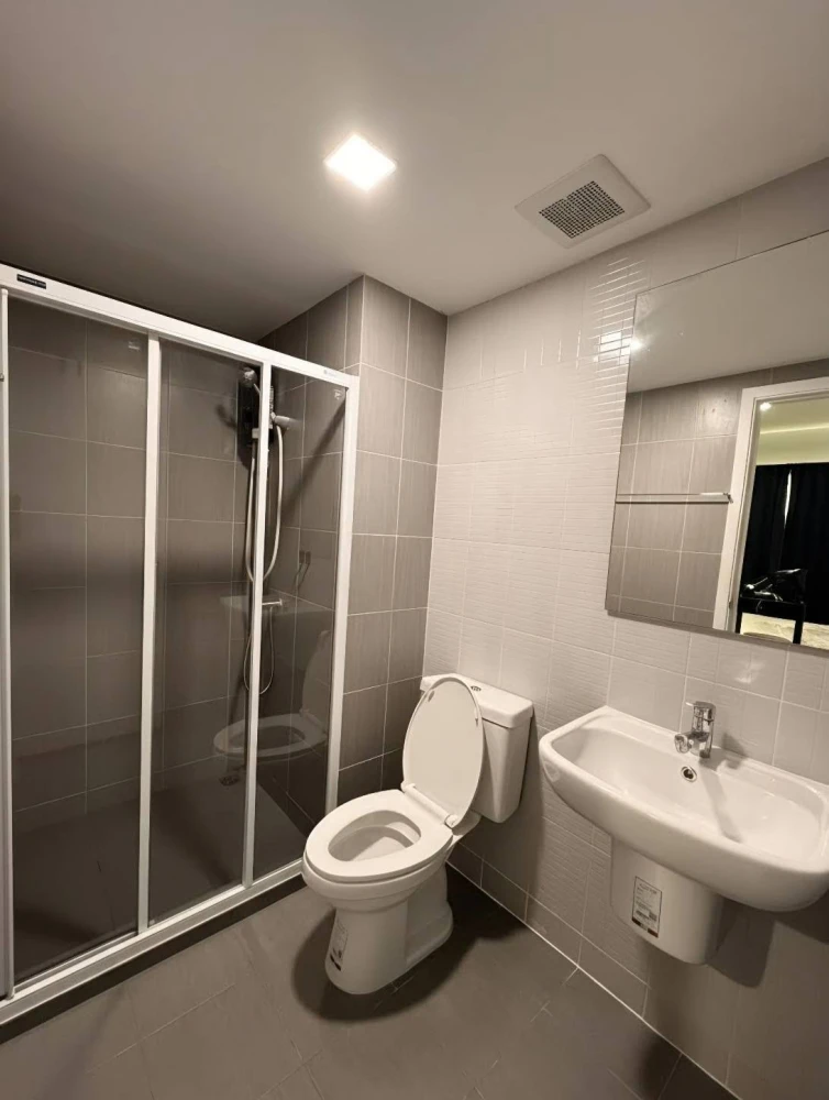 ให้เช่า Kensington Sukhumvit-Theparak ห้องพร้อมอยู่ เฟอร์พร้อม รีบจองเลย