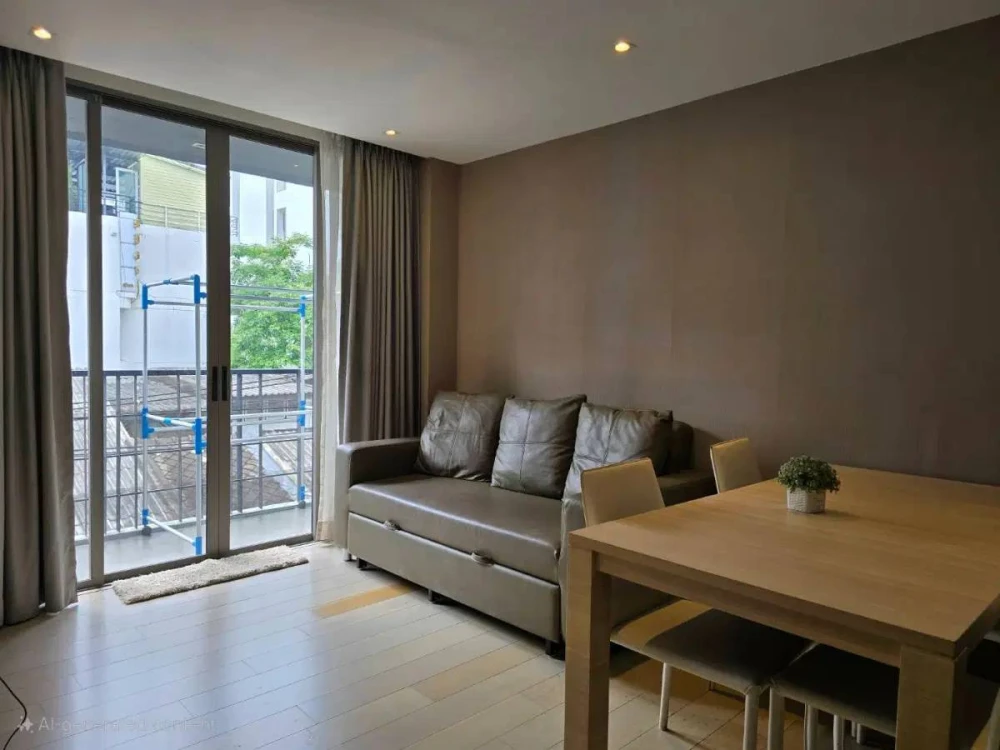 ให้เช่า Klass Condo Silom 2 ห้องนอน มาพร้อมการตกแต่งที่ครบครัน สนใจจองเลย
