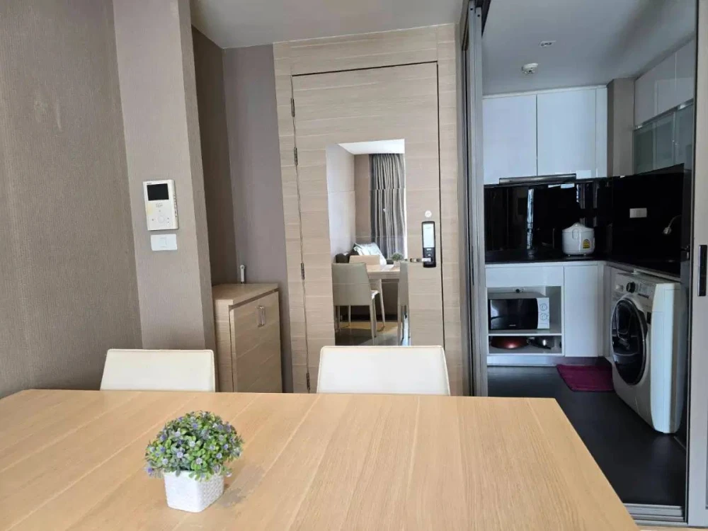 ให้เช่า Klass Condo Silom 2 ห้องนอน มาพร้อมการตกแต่งที่ครบครัน สนใจจองเลย