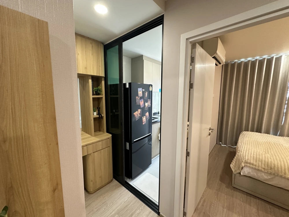 ให้เช่า KLOS Ratchada 7 ห้องแต่งสวยคุมโทน บิ้วอินเฟอร์นิเจอร์อย่างดี จองเลย