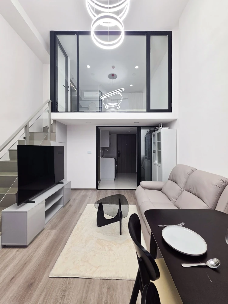 ให้เช่า KNIGHTBRIDGE SPACE RAMA 4 ห้องดูเพล็กซ์ (Duplex) ชั้นสูง วิวโค้งแม่น้ำที่เป็นมงคล ฮวงจุ้ยดีเยี่ยม ห้ามพลาด