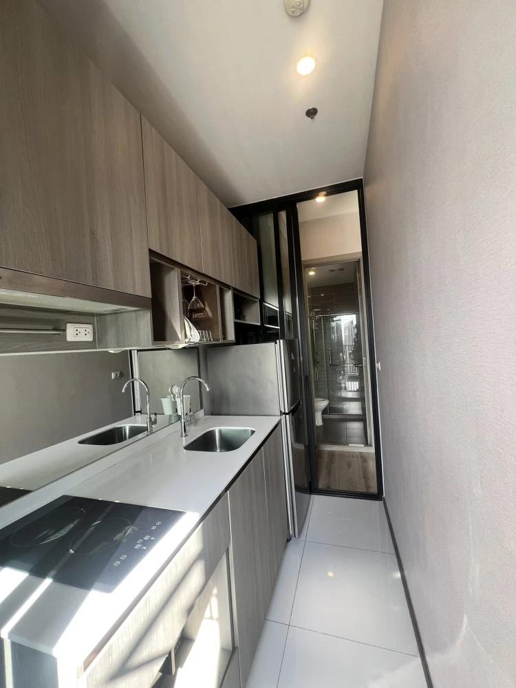 ให้เช่า  Knightsbridge Prime On-nut ชั้น 27 สูงมากๆ ได้วิวเมืองสวยจึ้ง อุปกรณ์เครื่องใช้ไฟฟ้าครบ ห้ามพลาด