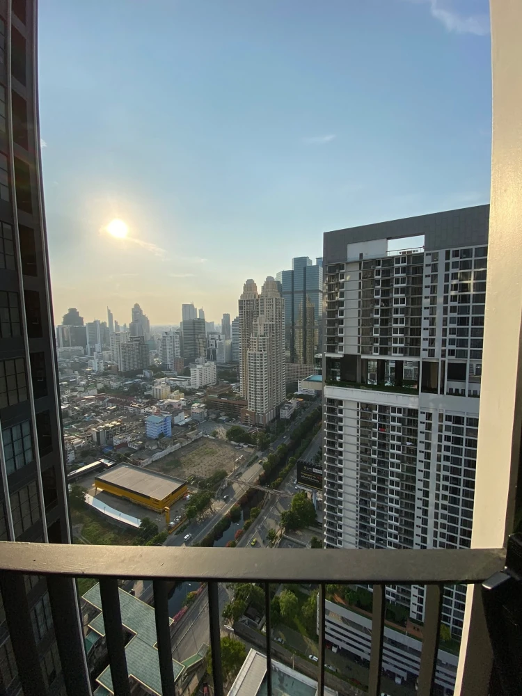 ให้เช่า KnightsBridge Prime Sathorn ชั้น 36 ห้องแต่งครบ น่าอยู่ จองเลย อย่ารอช้า