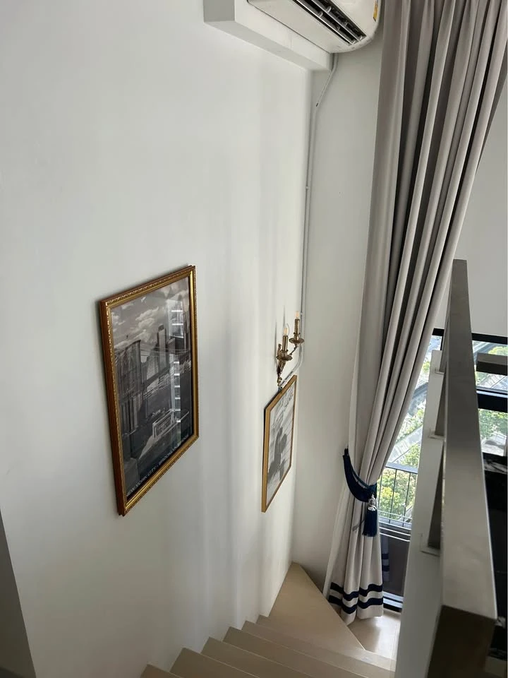 ให้เช่า Knightsbridge Prime Sathorn ห้อง duplex มีบันไดเดbนขึ้นชั้น 2 ได้ ชั้น 29 วิวเมือง ห้องสวยสุดปัง ห้ามพลาด