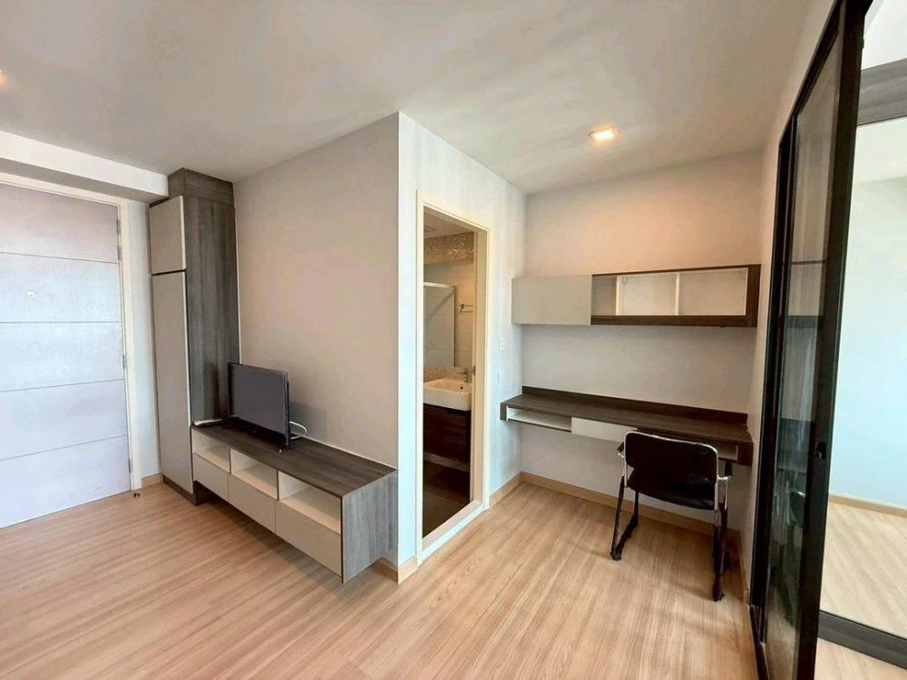 ให้เช่า Knightsbridge SkyCity สะพานใหม่ ห้องสวย วิวดี พร้อมเฟอร์นิเจอร์และเครื่องใช้ไฟฟ้าครบครัน มาแต่ตัวเข้าอยู่ได้เลย