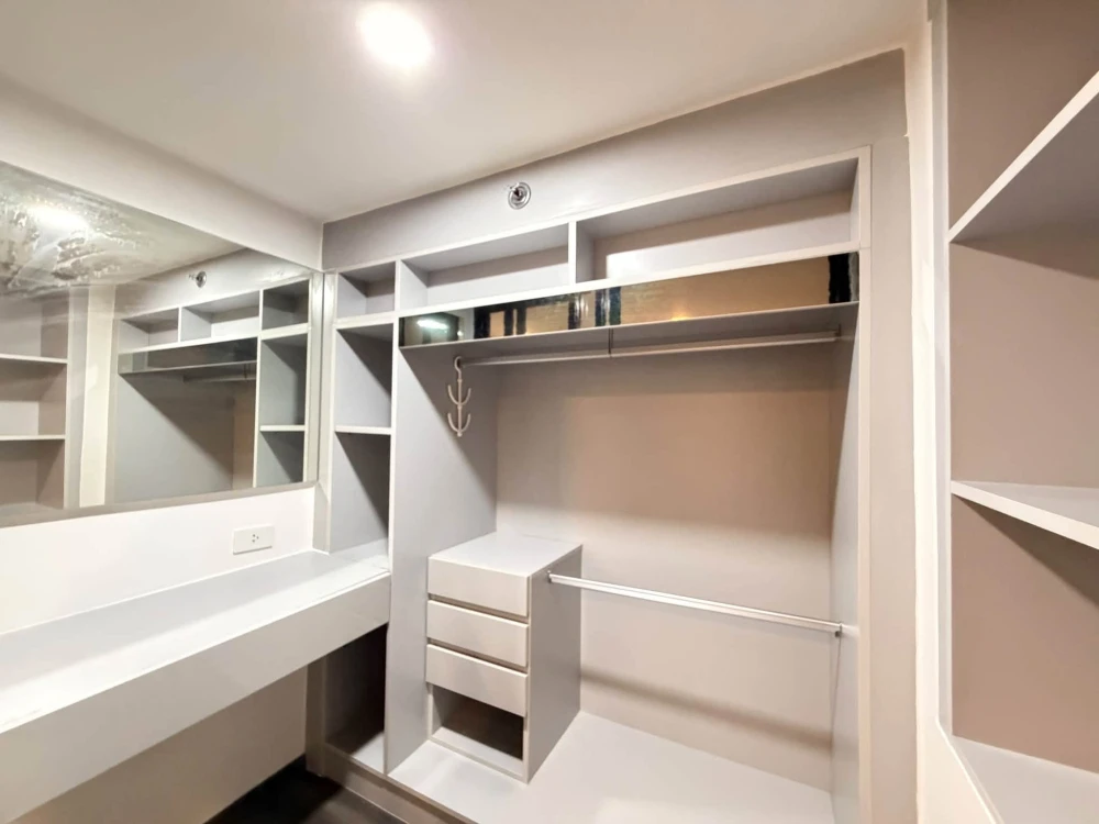 ให้เช่า Knightsbridge Space รัชโยธิน ห้องตกแต่งบิวท์อินสวยจึ้งสุดๆ เครื่องใช้ไฟฟ้าครบ มาแต่ตัวเข้าอยู่ได้เลย