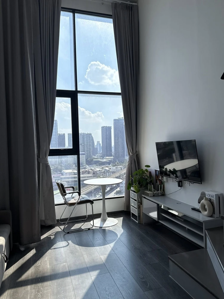 ให้เช่า KnightsBridge Space Rachayothin ห้องแต่งสวยคุมดทน เพดานสูง โปร่งโล่ง ดีแบบนี้ห้ามพลาด