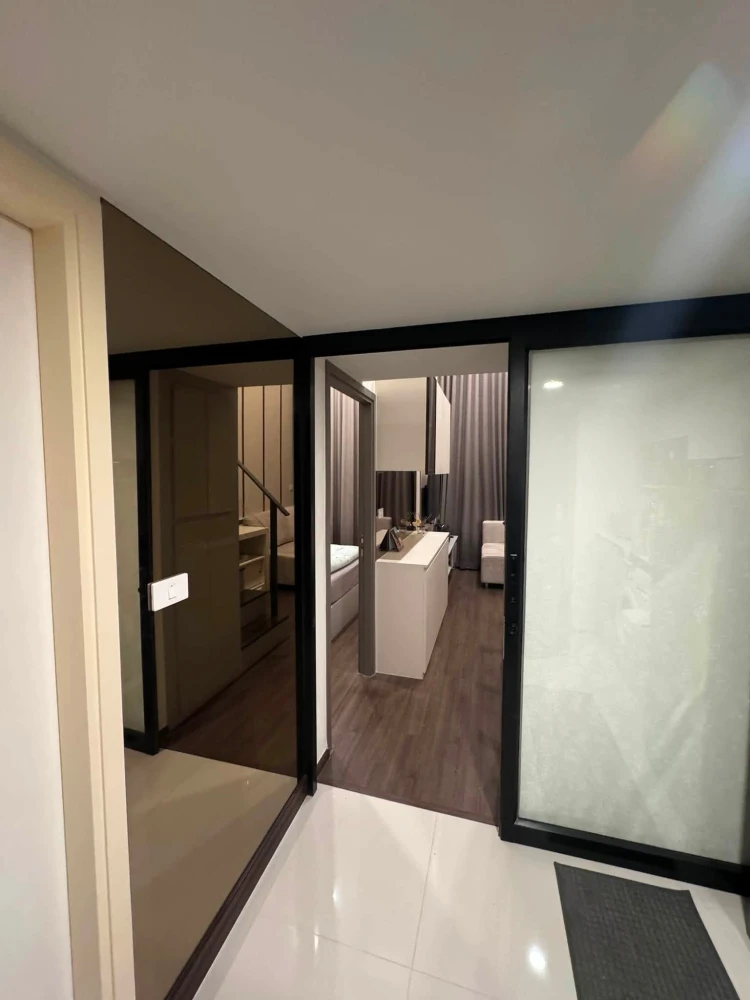 ให้เช่า Knightsbridge Space rama 9 ห้องสูง 4.20 เมตร 2 ห้องนอนใหญ่ วิวสวยใจกลางพระราม 9 ต้องจอง
