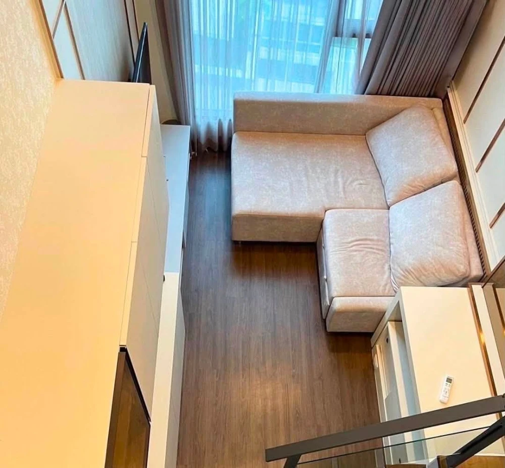 ให้เช่า Knightsbridge Space rama 9 ห้องสูง 4.20 เมตร 2 ห้องนอนใหญ่ วิวสวยใจกลางพระราม 9 ต้องจอง