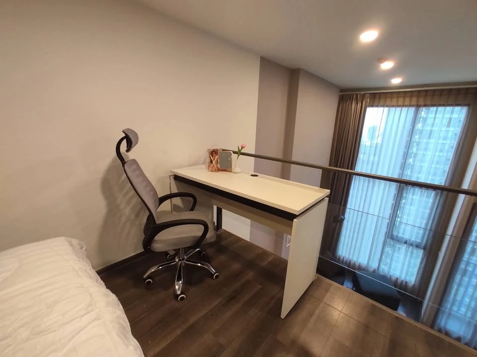 ให้เช่า Knightsbridge Space Rama 9 ห้องอยู่ชั้นสูงมากๆ ตกแต่งสไตล์โมเดิร์น เฟอร์ครบ รีบจองให้ไว