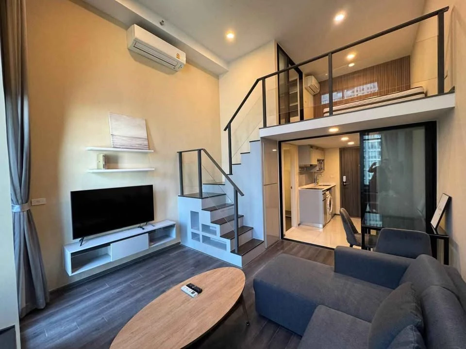 ให้เช่า Knightsbridge Space Rama 9 ห้อง Duplex ตกแต่งสไตล์โมเดิร์น เฟอร์ครบ มาแต่ตัวเข้าอยู่ได้เลย