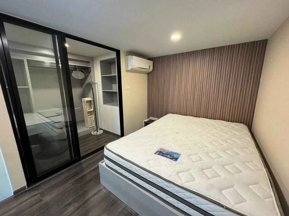 ให้เช่า Knightsbridge Space Rama 9 ห้อง Duplex ตกแต่งสไตล์โมเดิร์น เฟอร์ครบ มาแต่ตัวเข้าอยู่ได้เลย