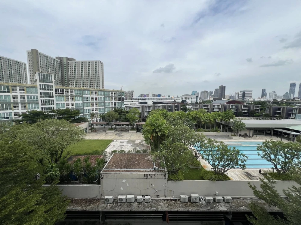 ให้เช่า Kris Garden ชั้น 7 หันหน้าเข้าโครงการ วิวสระว่ายน้ำ ให้เครื่องใช้ไฟฟ้าครบ หิ้วกระเป๋าพร้อมอยู่