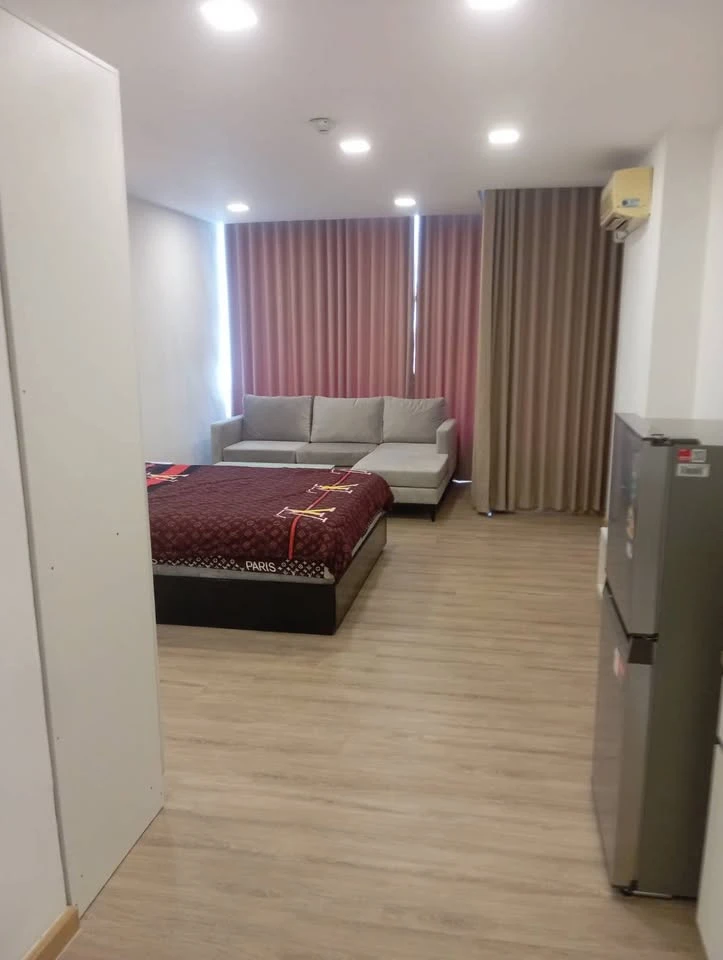 ให้เช่า La Maison Phaholyothin 24 ห้องน่าอยู่ มาพร้อมเฟอร์นิเจอร์ครบครัน หิ้วกระเป๋าเข้าอยู่ได้เลยจ้า