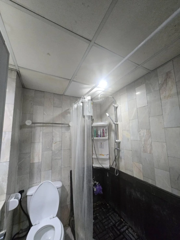ให้เช่า La Maison Phaholyothin 24 1 ห้องนอน 1 ห้องน้ำ ตกแต่งคุมโทน ติดวอลเปเปอร์อย่างดี จองเลย
