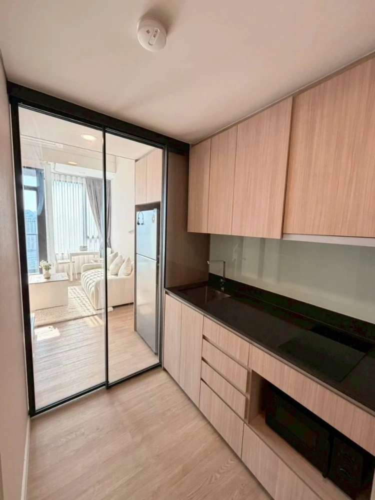 ให้เช่า Landmark @MRTA Station คอนโด Duplex 2 ชั้น เพดานสูง โปร่ง โล่ง อยู่สบาย หิ้วกระเป๋าเข้าอยู่ได้ทันที