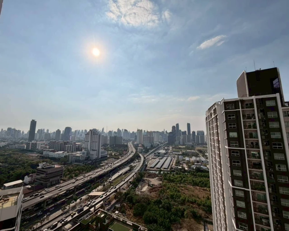 ให้เช่า Landmark @MRTA Station คอนโด Duplex 2 ชั้น เพดานสูง โปร่ง โล่ง อยู่สบาย หิ้วกระเป๋าเข้าอยู่ได้ทันที