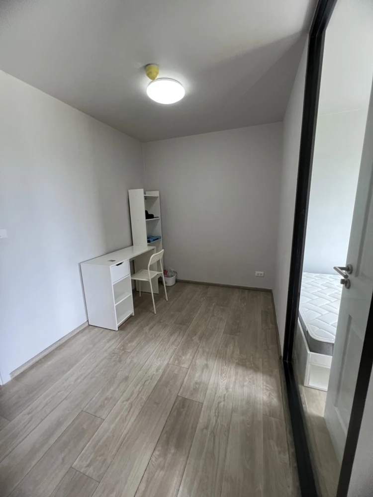ให้เช่า Larissa Condo Praksa 5 ชั้น 4 ห้องแต่งครบ น่าอยู่ สนใจรีบจองเลย ด่วนๆ