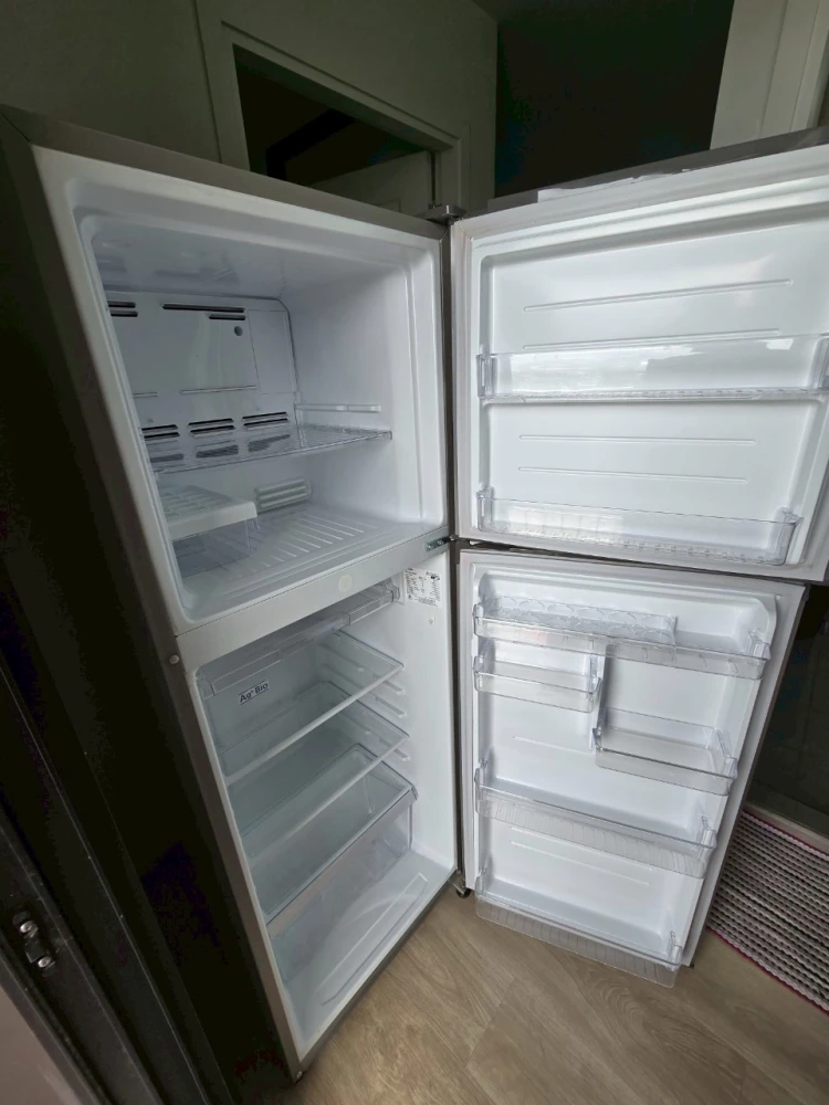 ให้เช่า Larissa Condo Praksa 5 1 ห้องนอน 1 ห้องน้ำ ชั้น 7 เฟอร์นิเจอร์ครบครัน จองด่วน