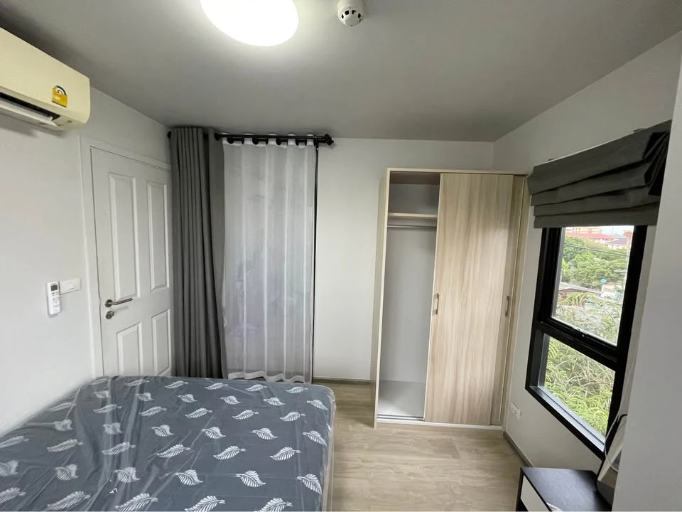 ให้เช่า Larissa Condo Praksa 5 1 ห้องนอน 1 ห้องน้ำ มาพร้อมเฟอร์นิเจอร์ครบครัน หิ้วกระเป๋าเข้าอยู่ได้เลยจ้า