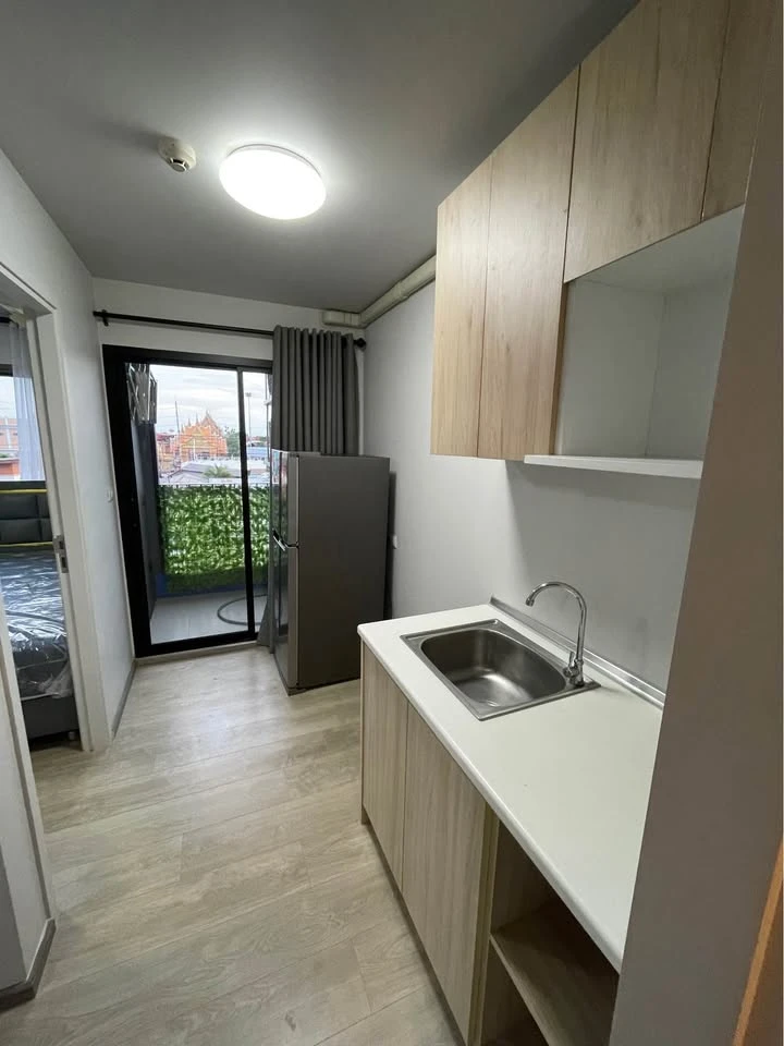 ให้เช่า Larissa Condo Praksa 5 1 ห้องนอน 1 ห้องน้ำ มาพร้อมเฟอร์นิเจอร์ครบครัน หิ้วกระเป๋าเข้าอยู่ได้เลยจ้า