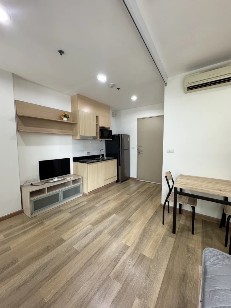 ให้เช่า  lDEO Ratchada-Huaikwang ห้องพร้อมอยู่ สิ่งอำนวยความสะดวกครบ รีบมาจองลย อย่าพลาด