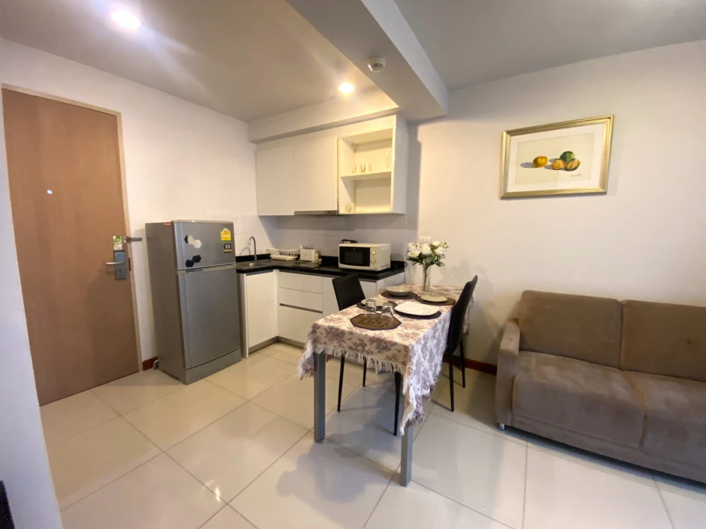 ให้เช่า Le Cote Thonglor 8 ชั้น 7 ห้องน่าอยู่ มาพร้อมการตกแต่งที่ครบครัน จองเลย