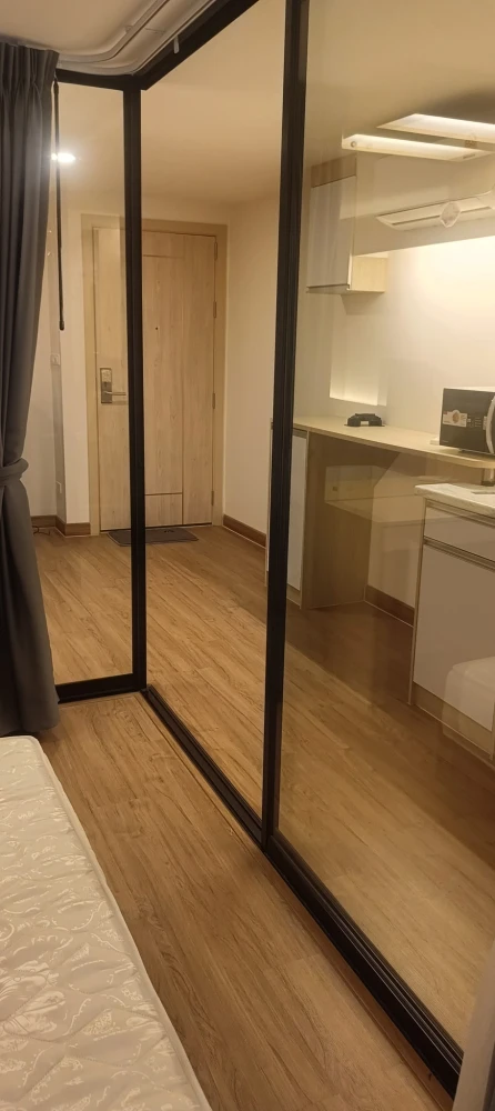 ให้เช่า Level Condominium ห้องชั้น 5 ทำเลดี เดินทางสะดวก เครื่องใช้ไฟฟ้าครบครัน จองด่วน