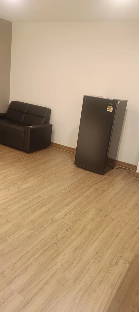 ให้เช่า Level Condominium ห้องชั้น 5 ทำเลดี เดินทางสะดวก เครื่องใช้ไฟฟ้าครบครัน จองด่วน