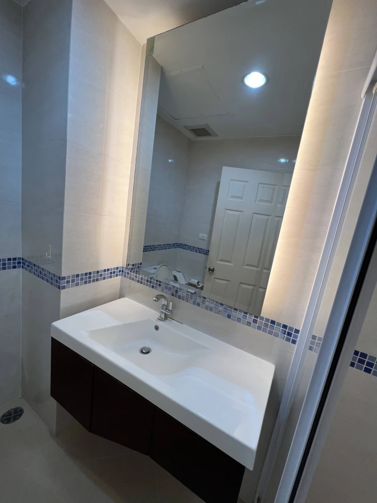 ให้เช่า Life @ Phahon-Ari ห้องพร้อมอยู่ เฟอร์พร้อม กว้างขวาง จองเลยก่อนพลาด!!!!