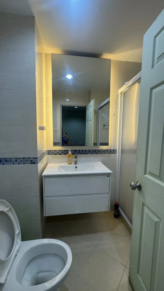 ให้เช่า Life @ Ratchada-Sutthisan ห้องขนาด 30 sq.m. พร้อมเฟอร์นิเจอร์ครบครัน พลาดแล้วจะเสียใจ