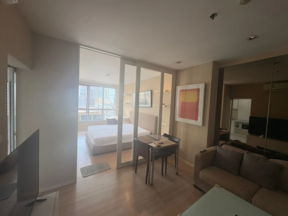 ให้เช่า Life @ Sathorn 10 ห้องกว้าง แต่งครบ พร้อมอยู่ จองเลย ด่วนๆจ้า