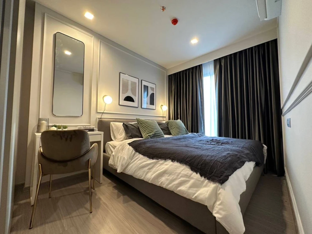 Life Asoke Hype condo for rent. Pool view, amazing atmosphere. Beautiful room, ready to move in immediately.