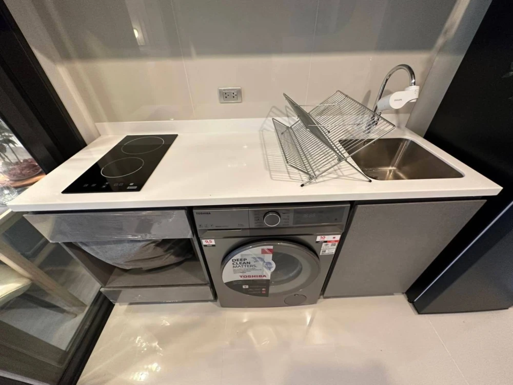 ให้เช่า Life Asoke Hype วิวสระว่ายน้ำ บรรยากาศดีสุดๆ ห้องสวย พร้อมเข้าอยู่ทันที