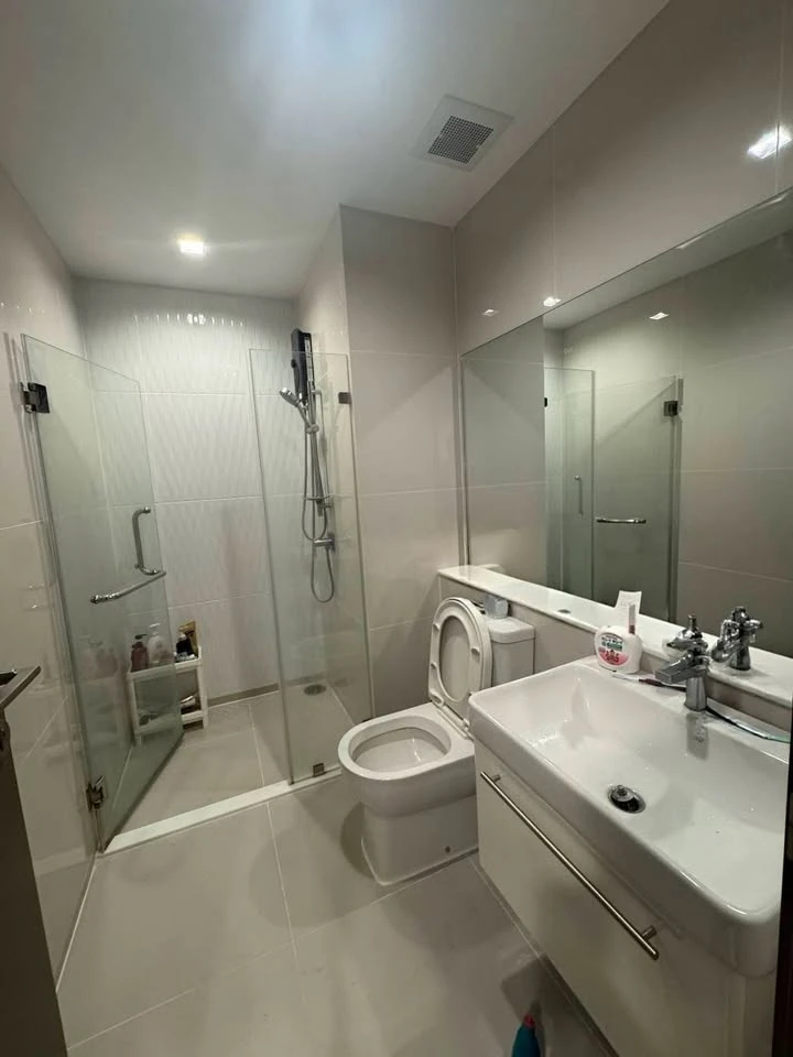 ให้เช่า Life Asoke Hype (1 Bedroom Plus) ติดวอลเปเปอร์ทั้งห้อง เครื่องใช้ไฟฟ้าครบ รีบจองก่อนพลาด