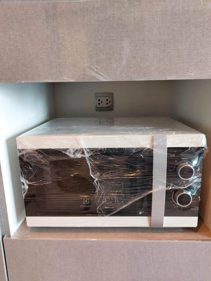 ให้เช่า Life Asoke-Rama 9 ตึก A ชั้น 16 ในห้องมีอุปกรณ์ครบครัน มาแต่ตัวเข้าอยู่ได้เลย