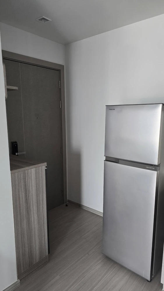 ให้เช่า Life Asoke-Rama 9 ห้องขนาด 1 Bedroom Plus มีเฟอร์นิเจอร์ให้ครบ อยู่ชั้นสูงมากเวอร์ รีบจองเลยจ้า