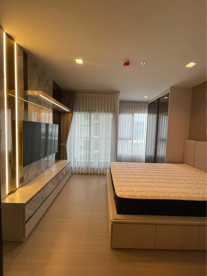 ให้เช่า Life Asoke Rama 9  ห้องน่าอยู่ ชั้นสูง ภายในบิ้วอินอย่างดี ห้ามพลาดจองเลย+++