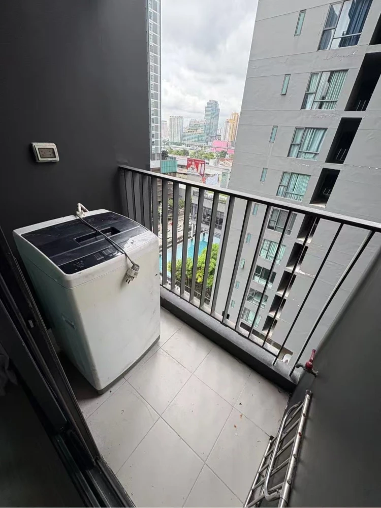 .ให้เช่า Life Asoke-Rama 9  ห้องพร้อมอยู่ ชั้นสูง เฟอร์ครบ จองเลย!!!