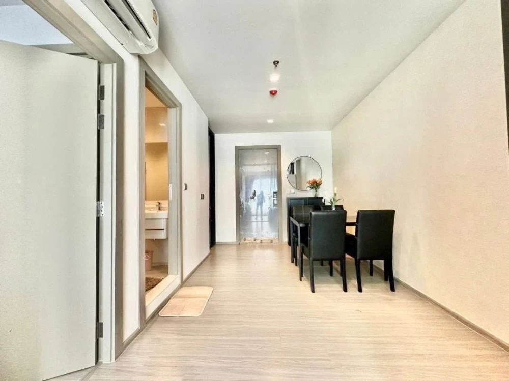 ให้เช่า Life Asoke-Rama 9 ห้องพร้อมอยู่ ช้้นสูงพร้อมอยู่ เฟอร์พร้อม จองเลย