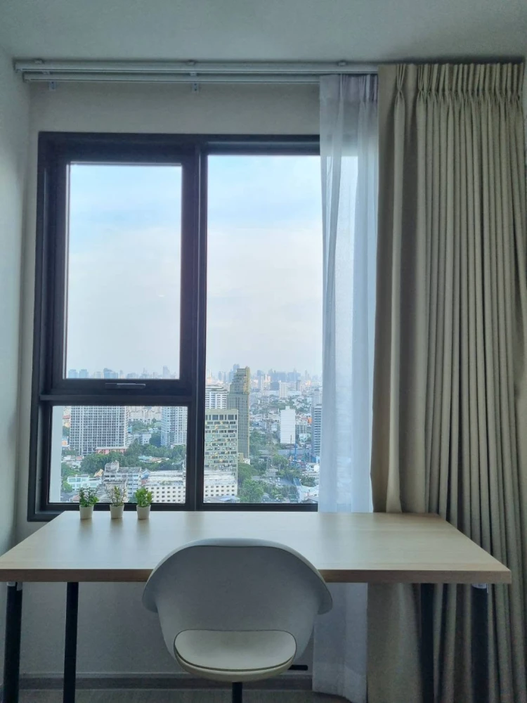 ให้เช่า Life Ladprao ห้องอยู่ชั้นสูงมากเวอร์ วิวสวย ห้องริมสุด ติดวอลเปเปอร์อย่างดี รีบจองเลย