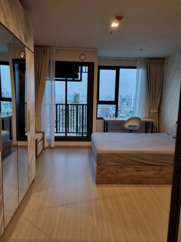 ให้เช่า Life Ladprao ห้องอยู่ชั้นสูงมากเวอร์ วิวสวย ห้องริมสุด ติดวอลเปเปอร์อย่างดี รีบจองเลย