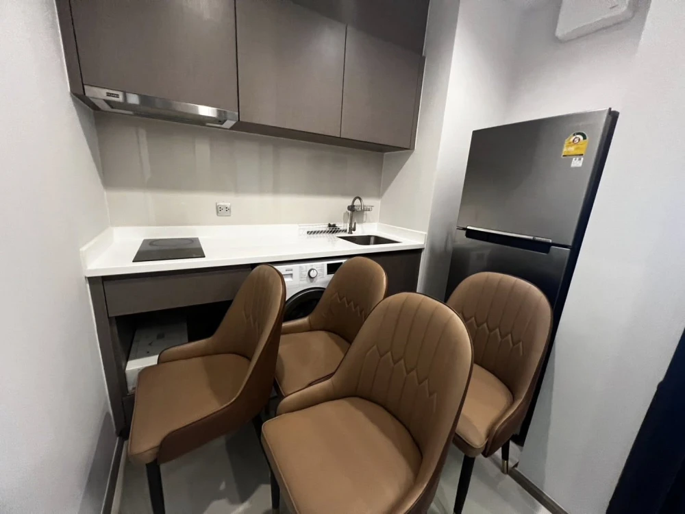 ให้เช่า Life Ladprao Valley ห้องกว้างพร้อมอยู่ เฟอร์พร้อม จองเลย