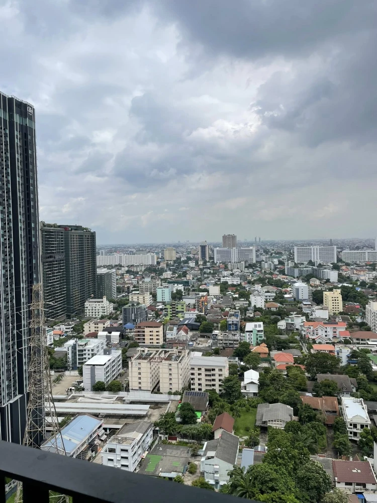 ให้เช่า Life Ladprao Valley ห้องน่าอยู่ มาพร้อมเฟอร์และเครื่องใช้ไฟฟ้าครบครัน หิ้วกระเป๋าเข้าอยู่ได้เลยจ้า