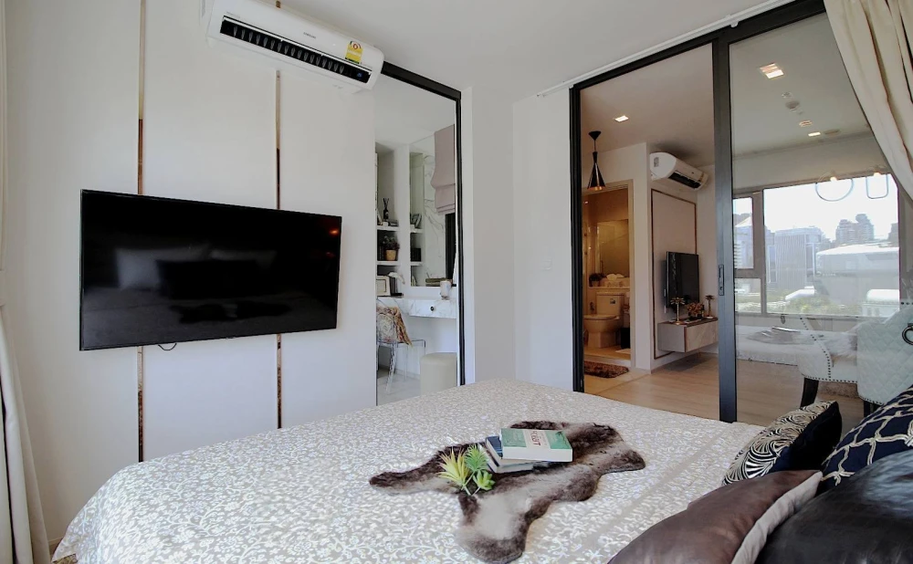 ให้เช่า Life One Wireless ห้องชั้นสูง พร้อมเข้าอยู่ เฟอร์พร้อม รีบจองเลยห้ามพลาด