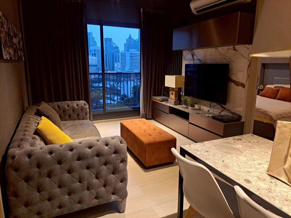 ให้เช่า life one wireless 2 ห้องนอน มาพร้อมการตกแต่งที่ครบครัน สนใจจองเลย