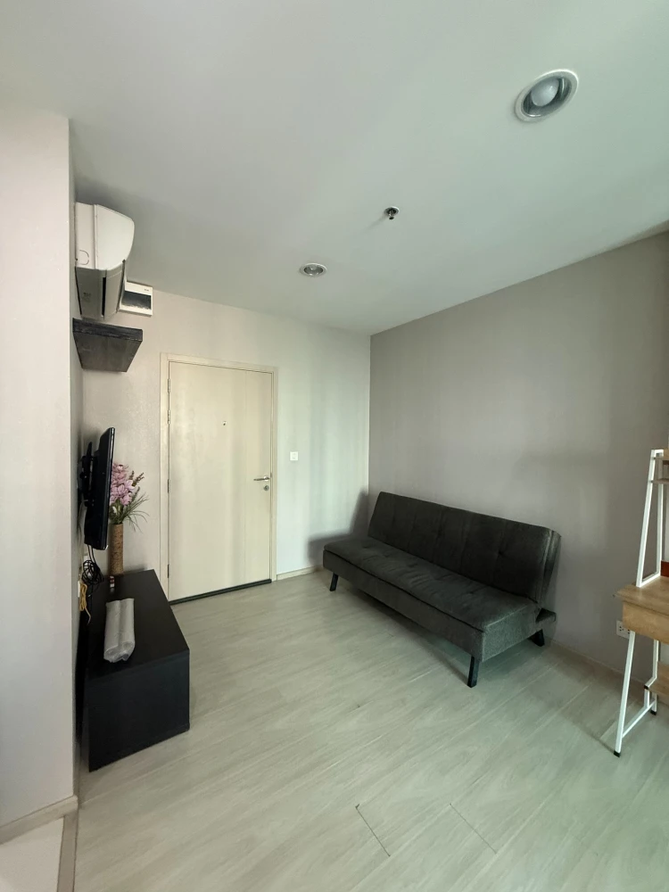 ให้เช่า Life Pinklao ห้องชั้น 7 มาพร้อมเฟอร์นิเจอร์และเครื่องใช้ไฟฟ้าครบครัน พลาดแล้วจะเสียใจ